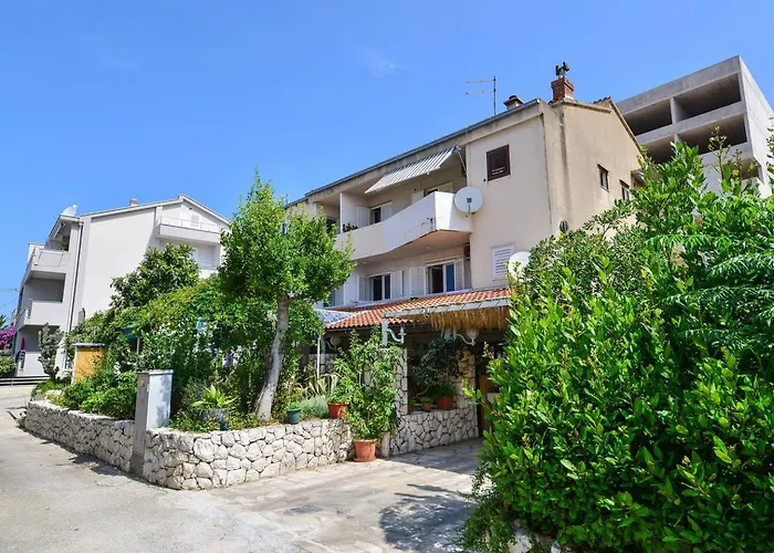 Argus شقة ماكارسكا